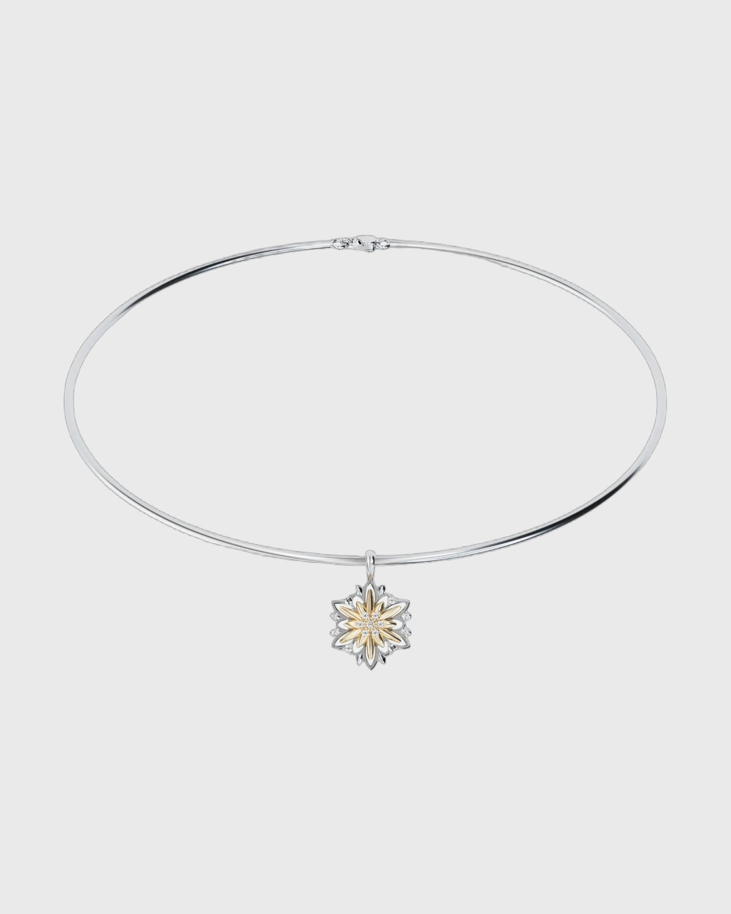 Gold choker Edelweiss with diamonds