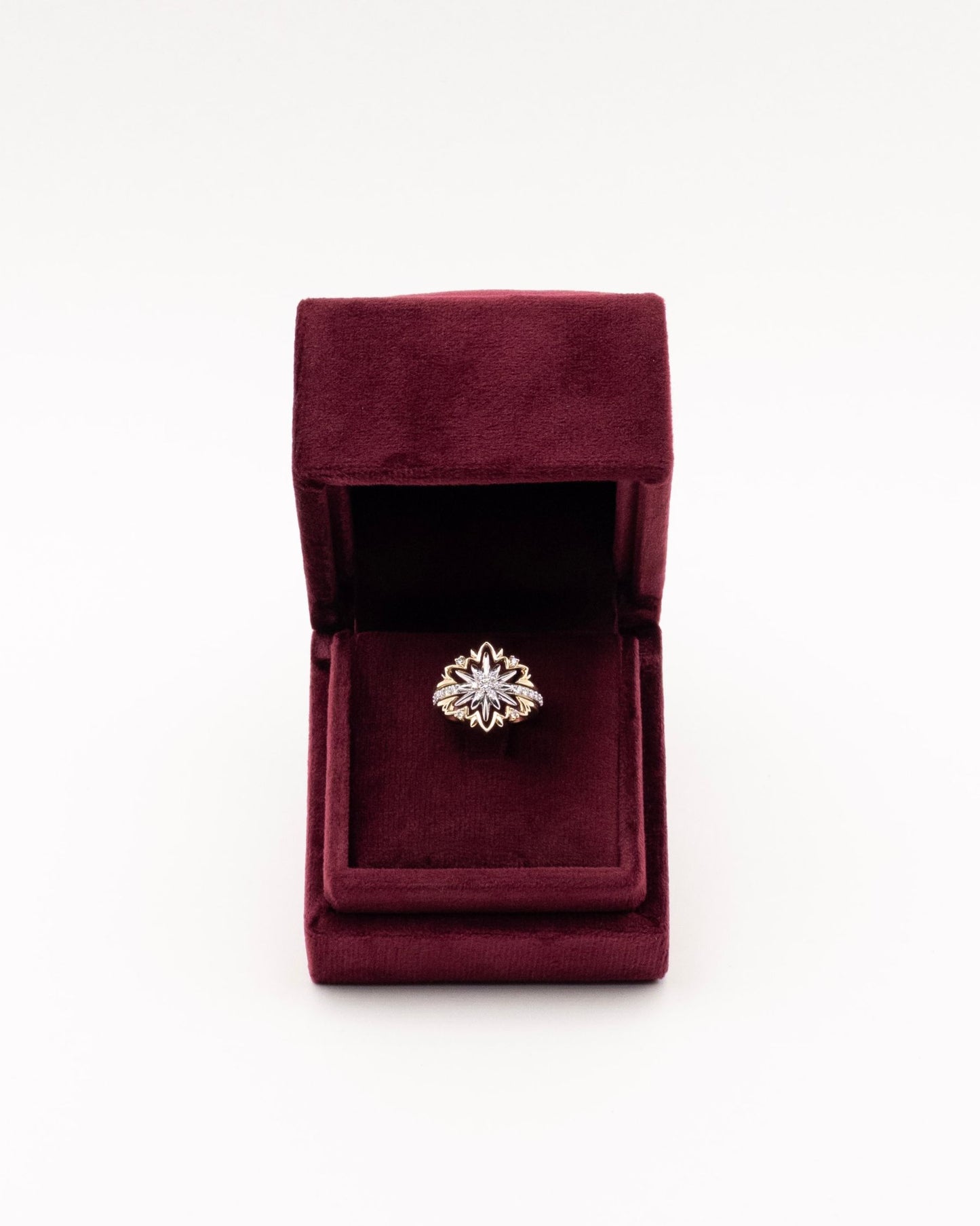 Bague Edelweiss en or avec diamants
