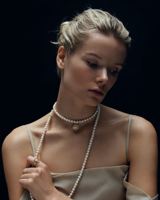 Long gold necklace Edelweiss with pearls with clasp