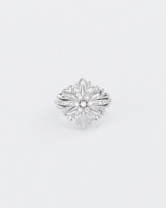 Gold ring Edelweiss with diamonds