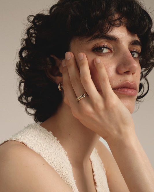 Spikelets gold wedding ring