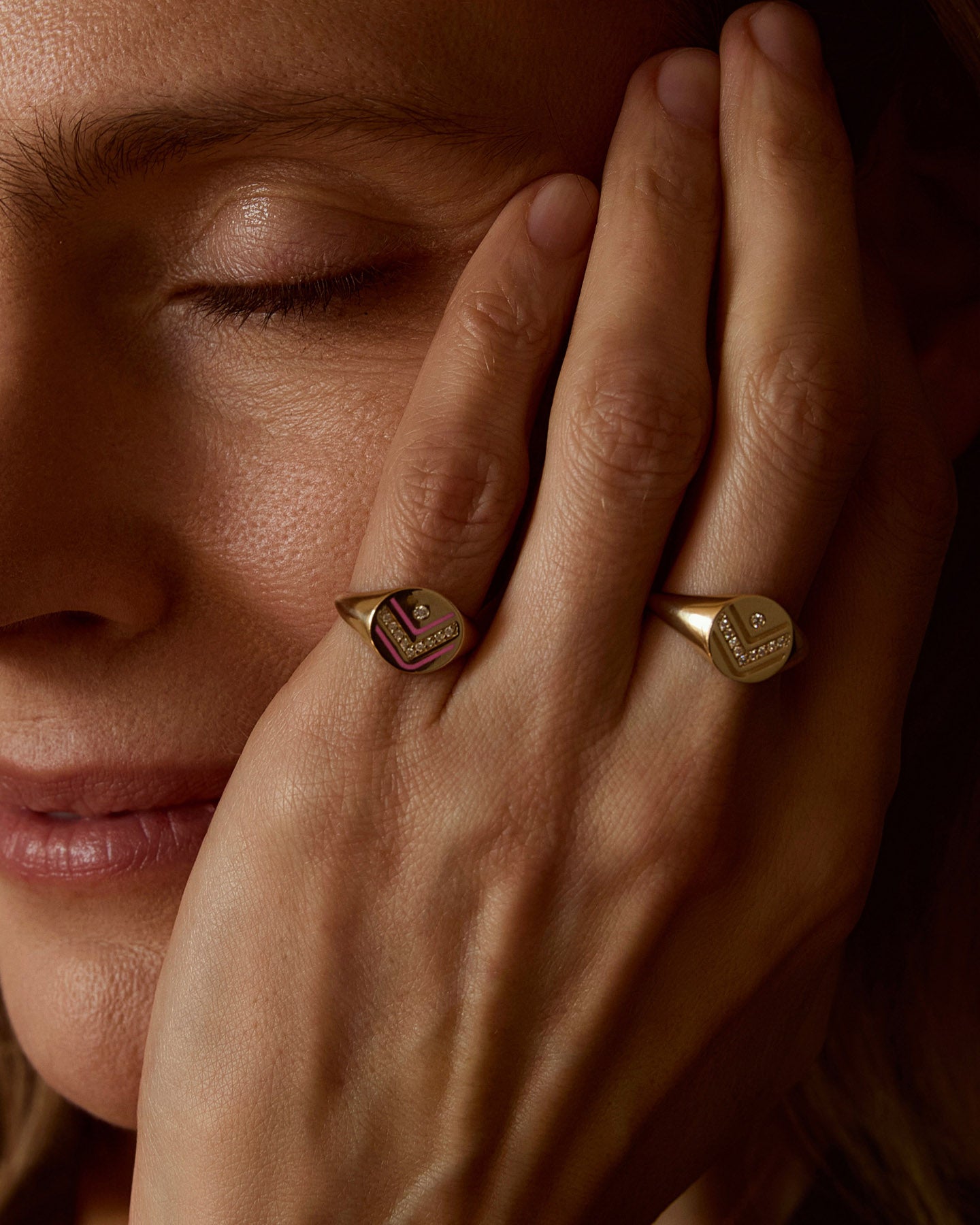 Colors of roots Signet Ring