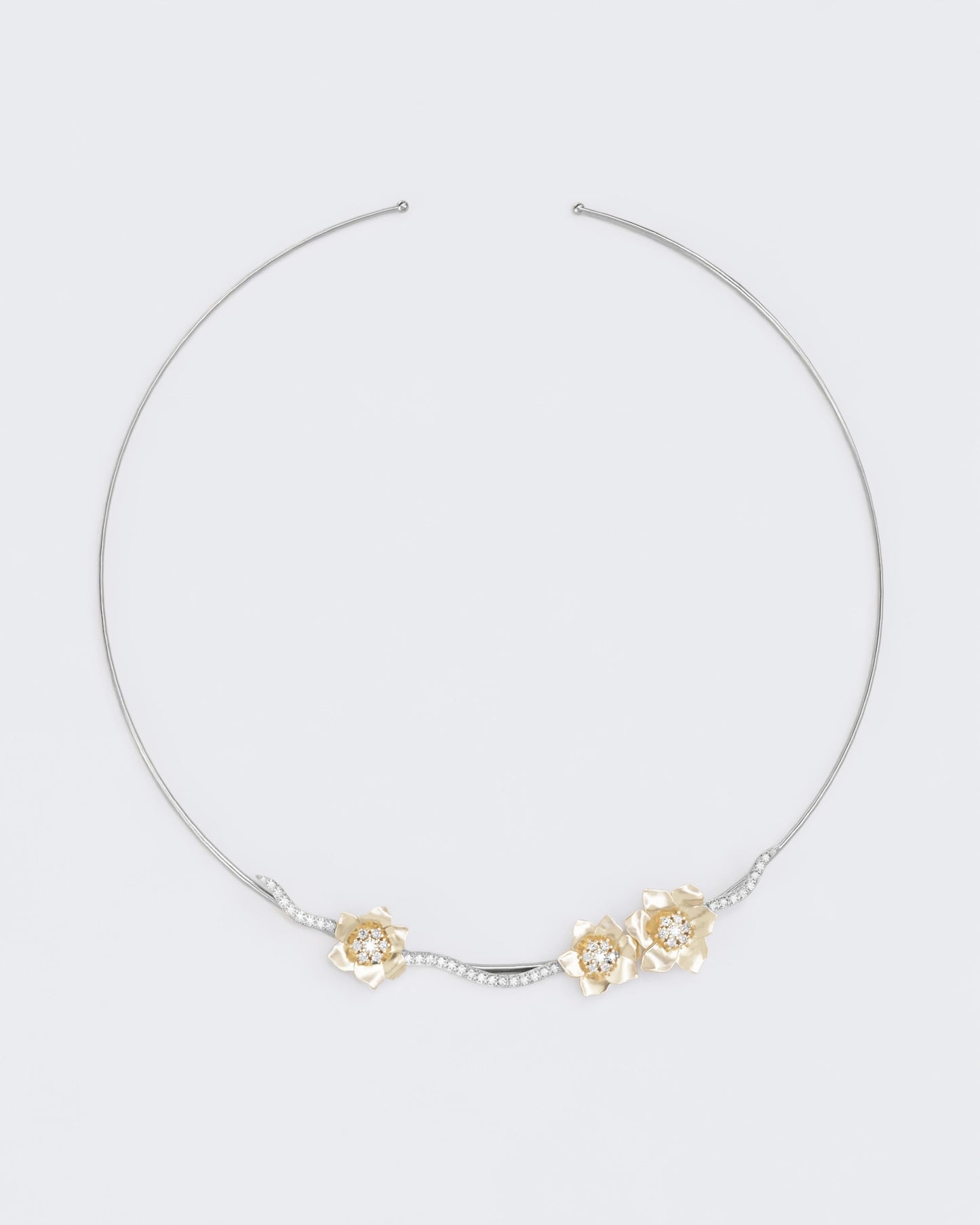 Gold wreath necklace Anemone