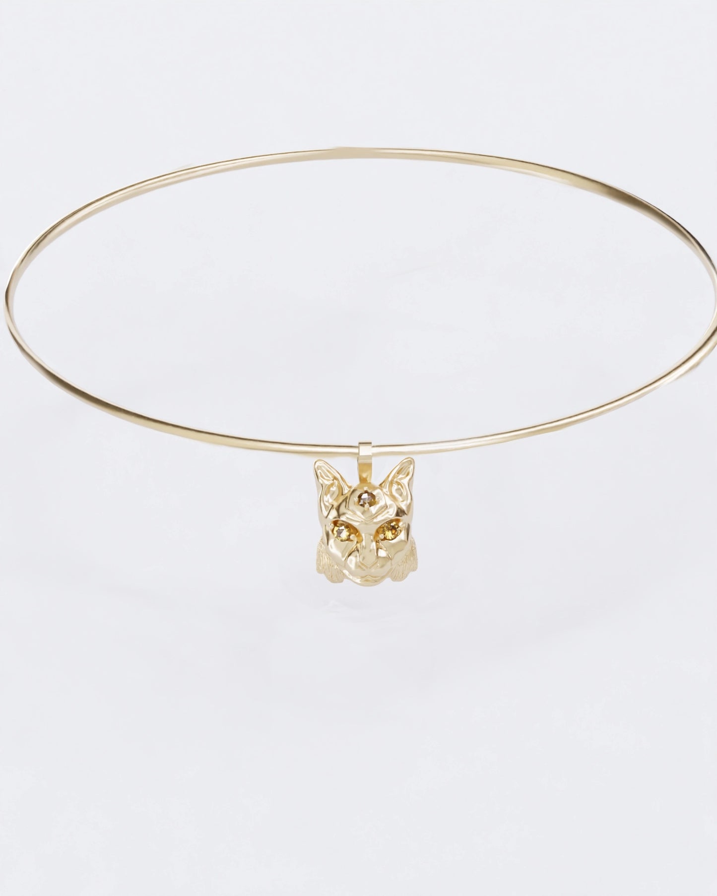 Golden choker Lynx