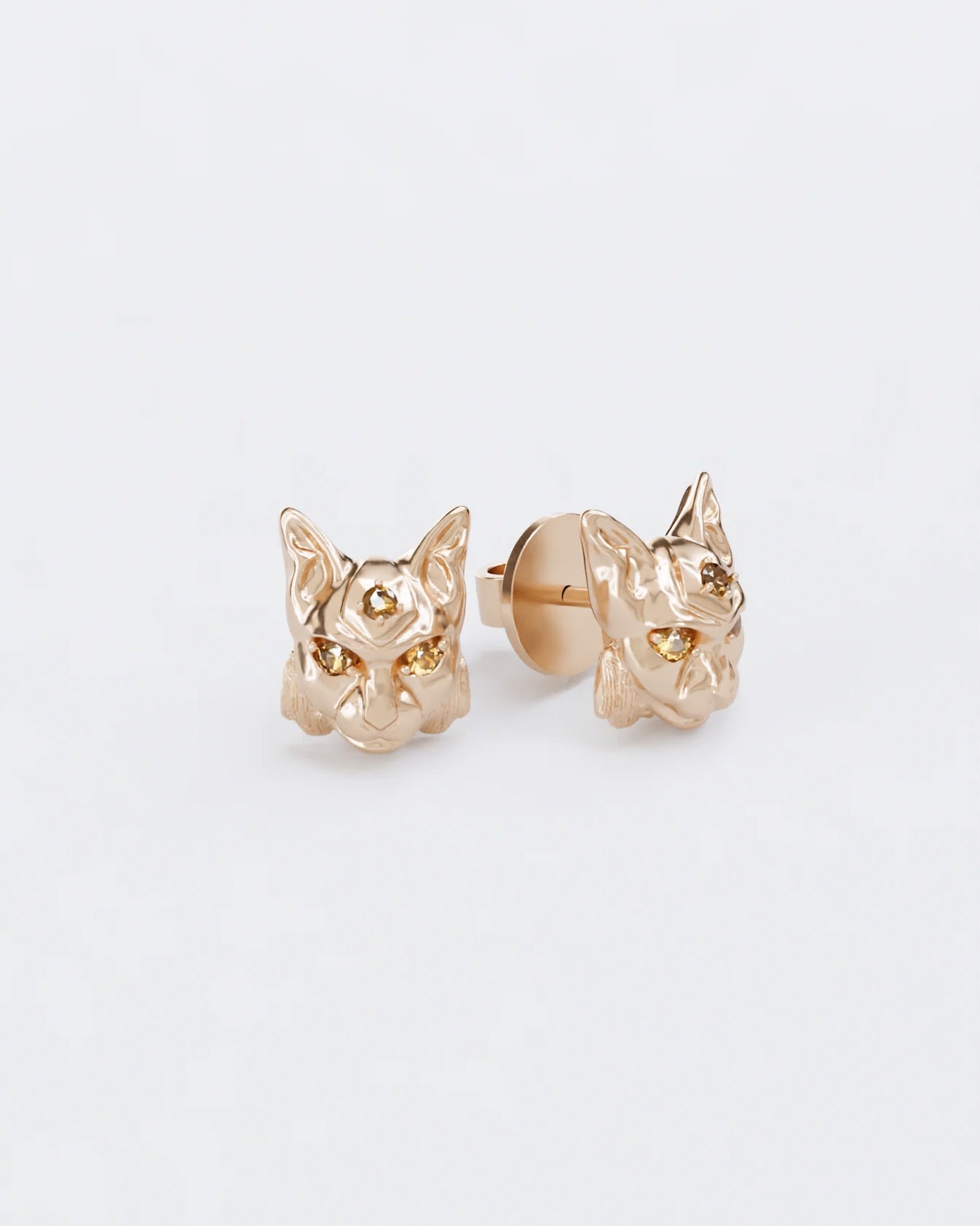 Gold earrings Lynx