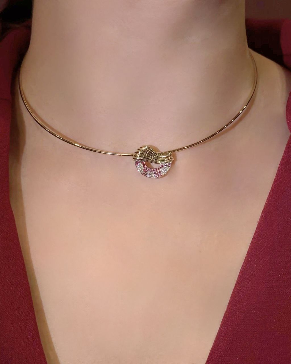 Gold choker Maria